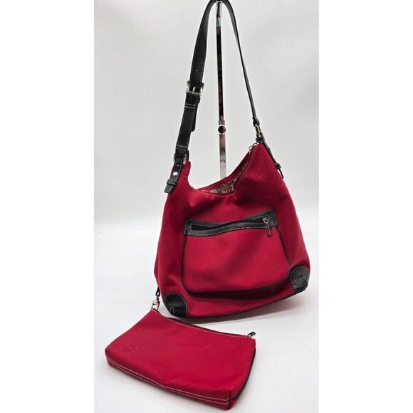 Maxx New York Red & Black Hobo Bag With Paisley Interior & Matching Pouch - Picture 2 of 7